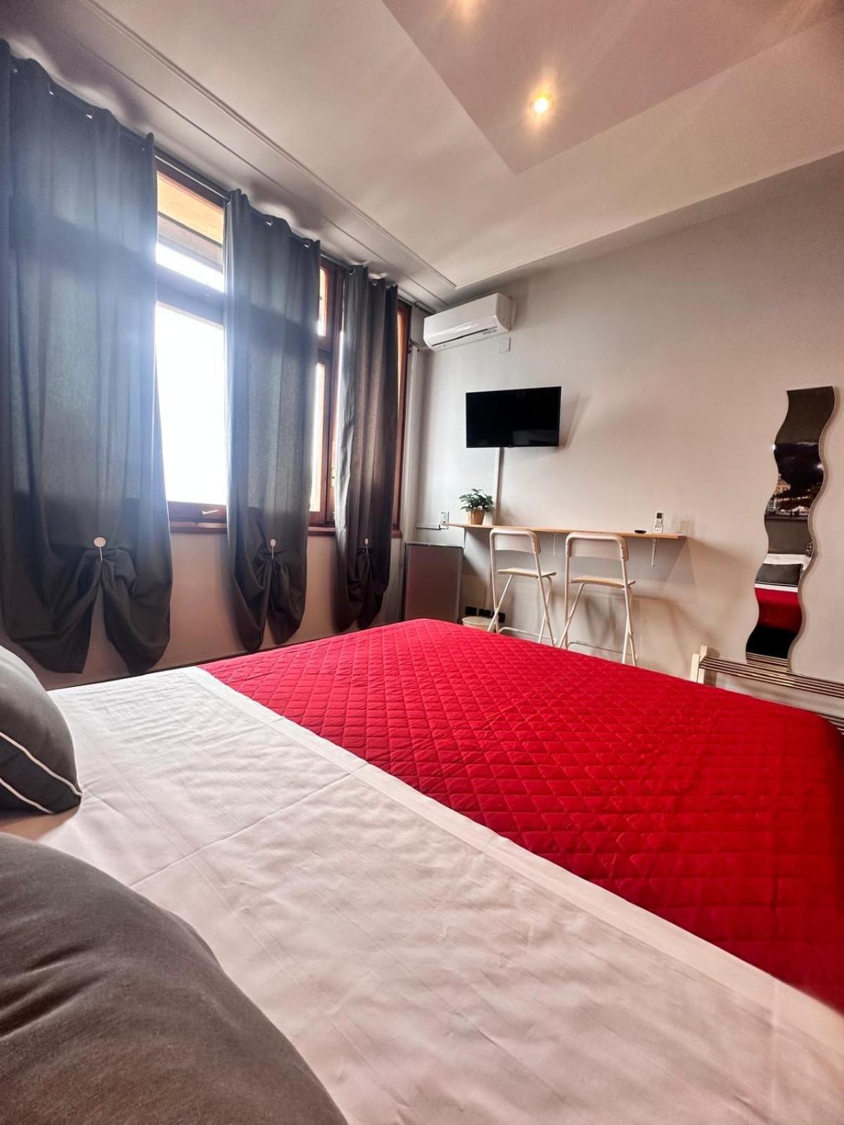 Alta Dimora B&B Suites Catania Bagian luar foto